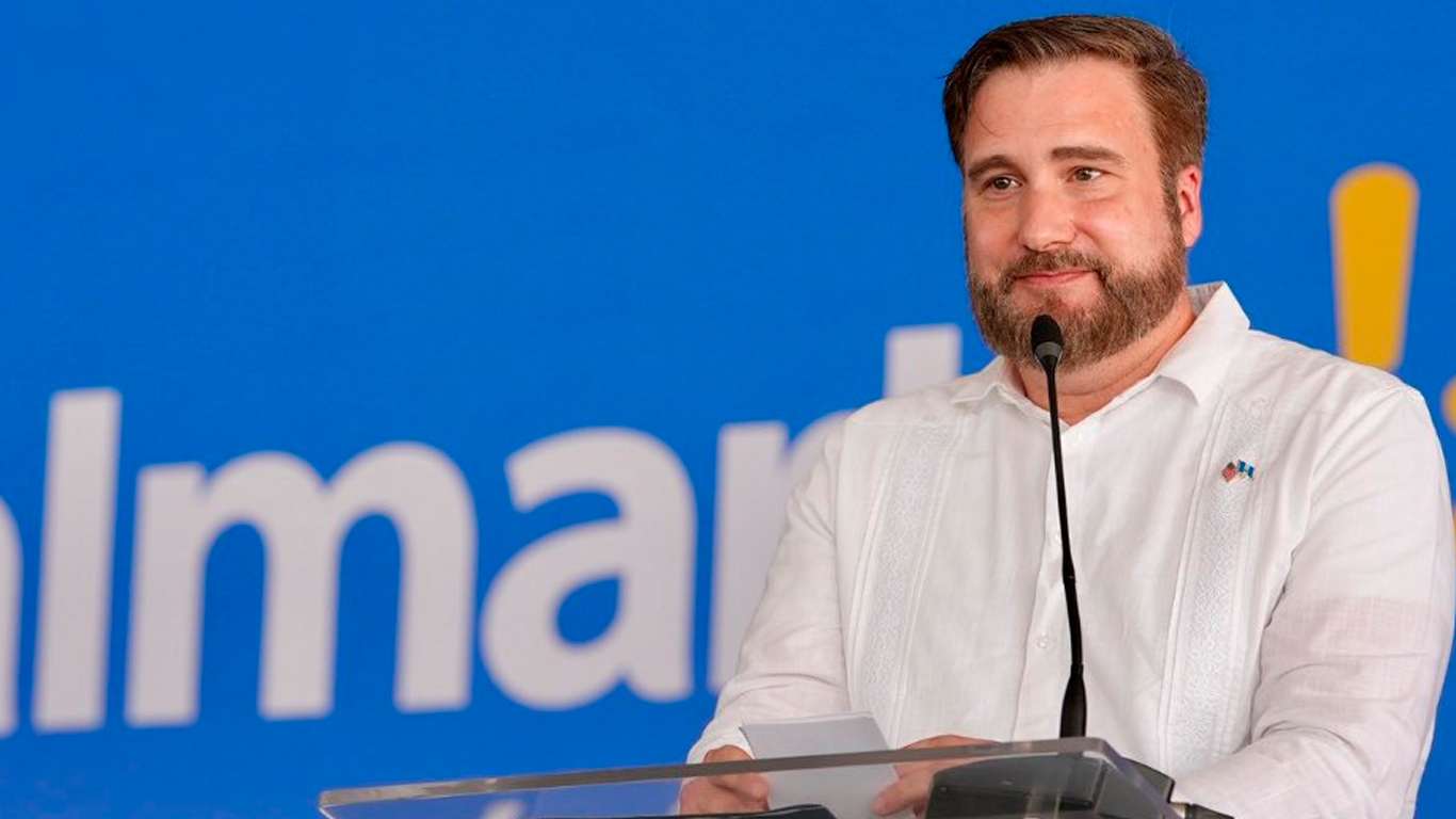 Tobin Bradley: "Somos el único país que mantiene un diálogo económico de alto nivel con Estados Unidos"