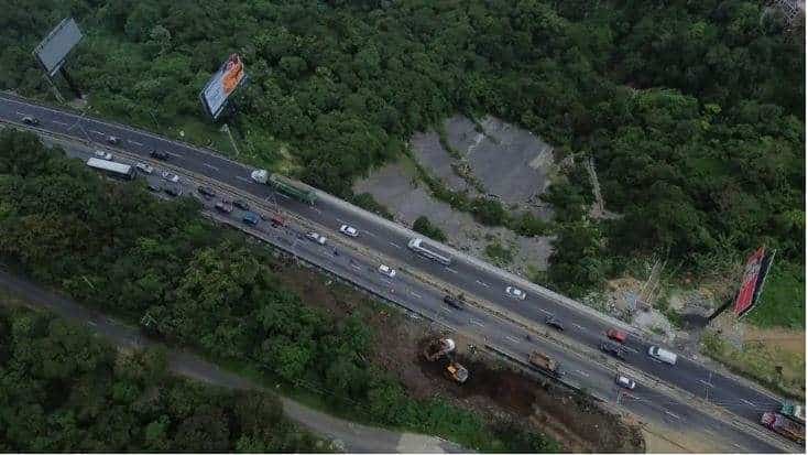 Trabajos de fin de semana en carretera a El Salvador causan cierre de carril en Kilómetro. 11.5