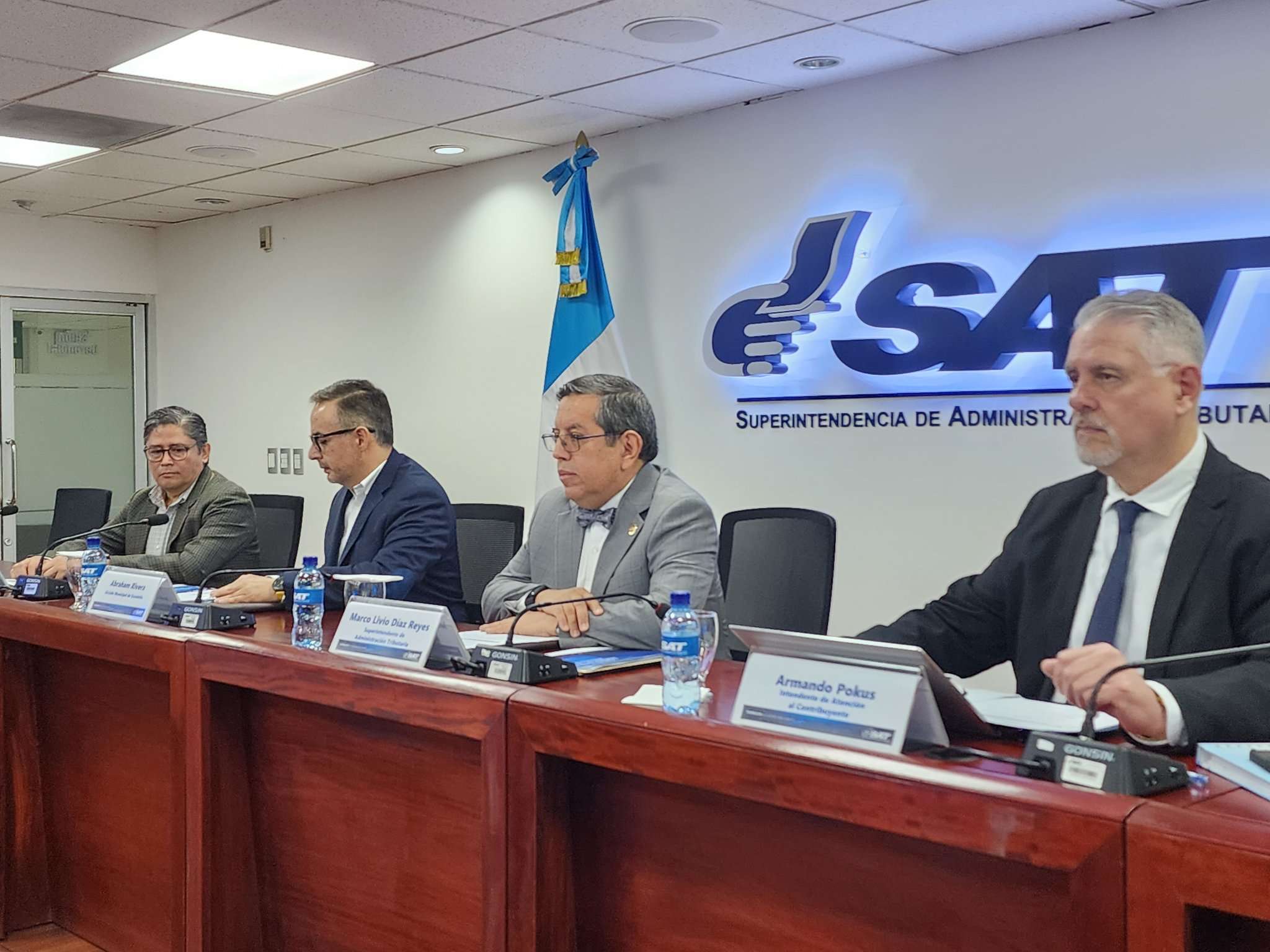 SAT y Municipalidad de Escuintla establecen convenio de cooperación