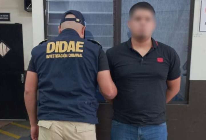 PNC captura presunto distribuidor de droga "Tusi" en Villa Nueva