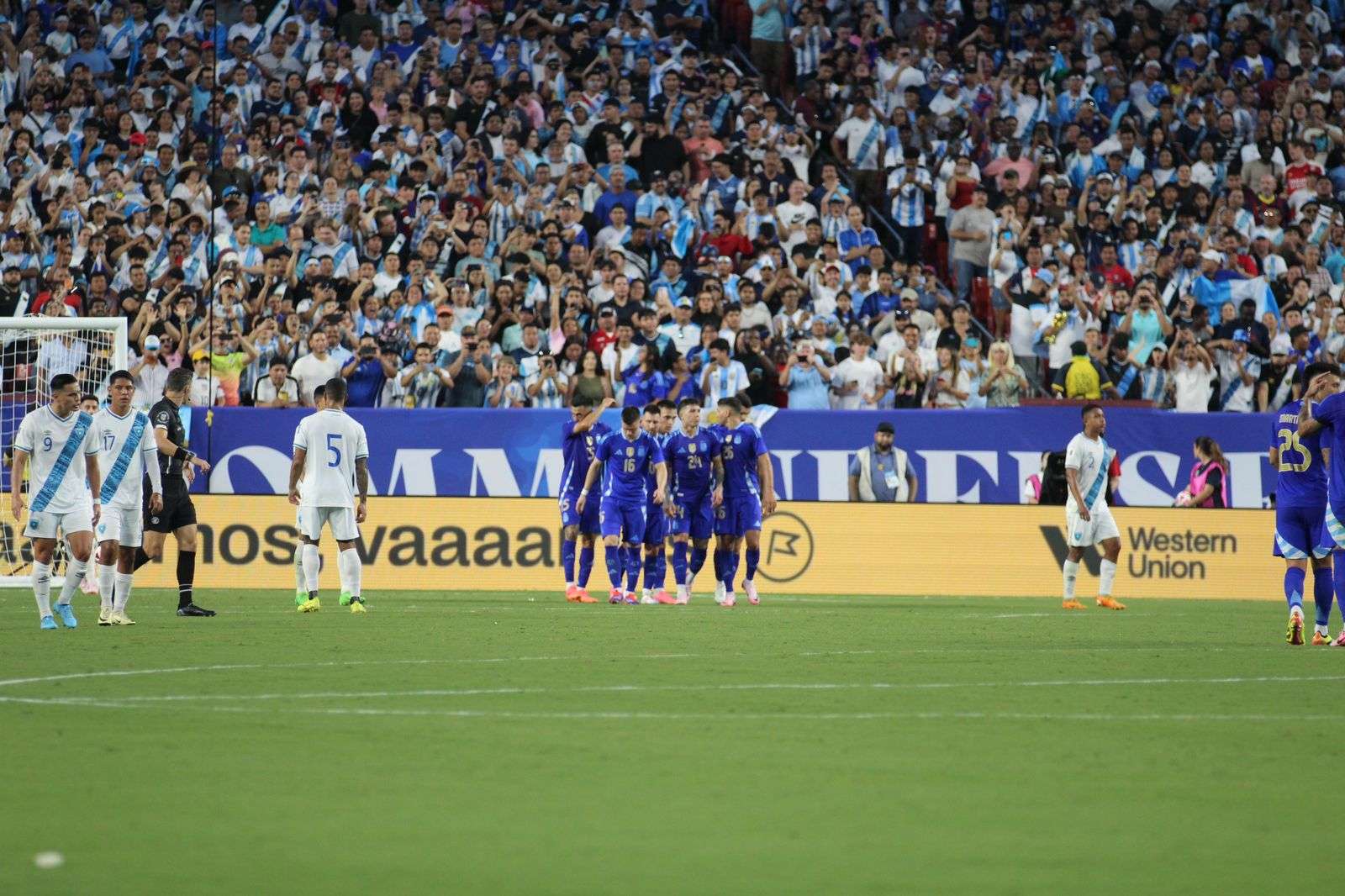 Selección de Guatemala pierde al medio tiempo ante Argentina