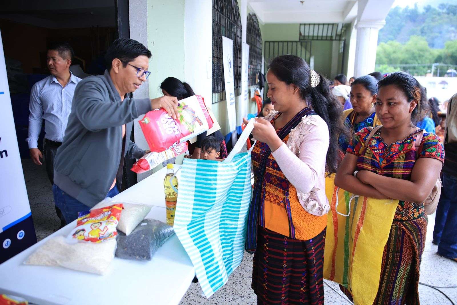 MAGA entrega raciones alimentarias a familias vulnerables en San Gaspar Ixil, Huehuetenang