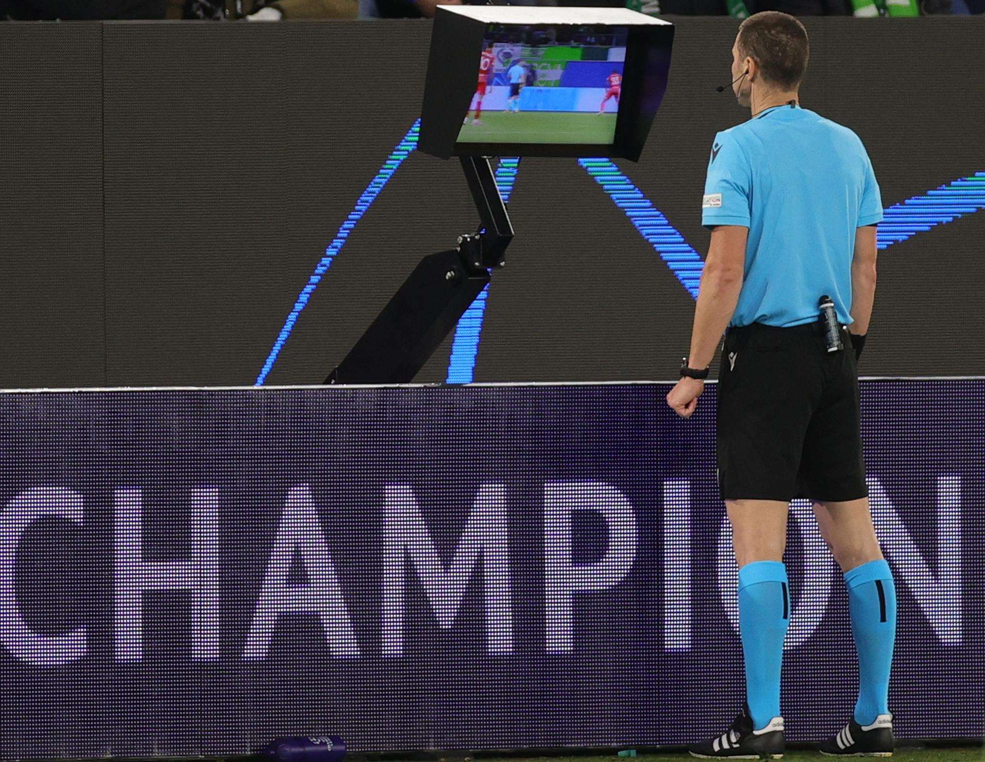 El VAR en la Eurocopa: "mínima interferencia para el máximo beneficio"