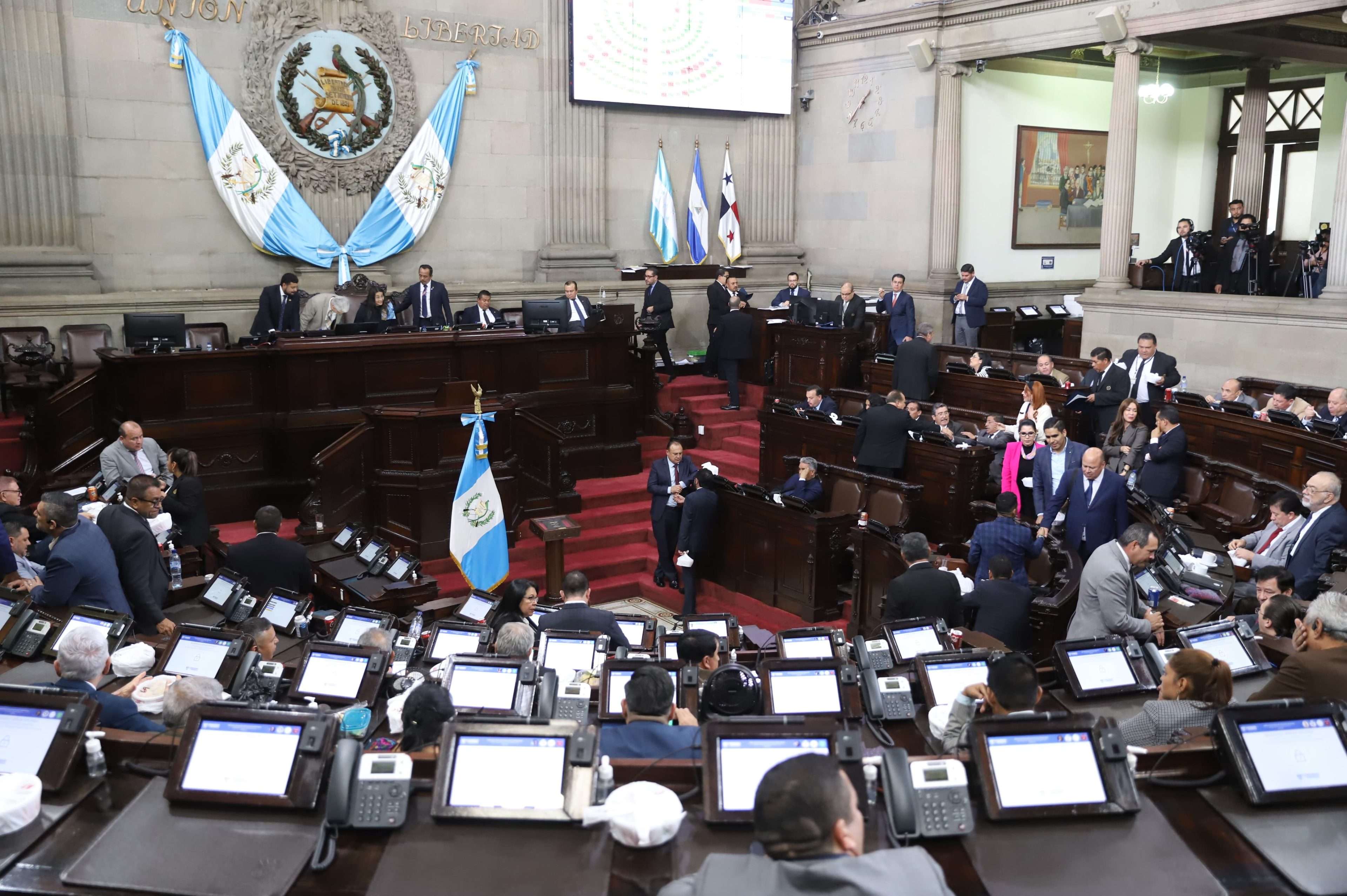 Congreso de la República evalúa solicitud de ampliación presupuestaria