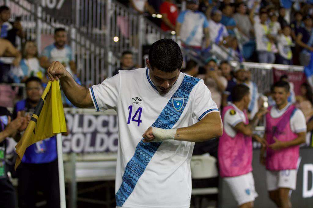 Darwin Lom se va a Costa Rica