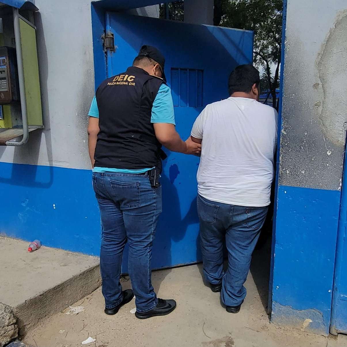 PNC captura a presunto estafador en Zacapa y desmantela red criminal