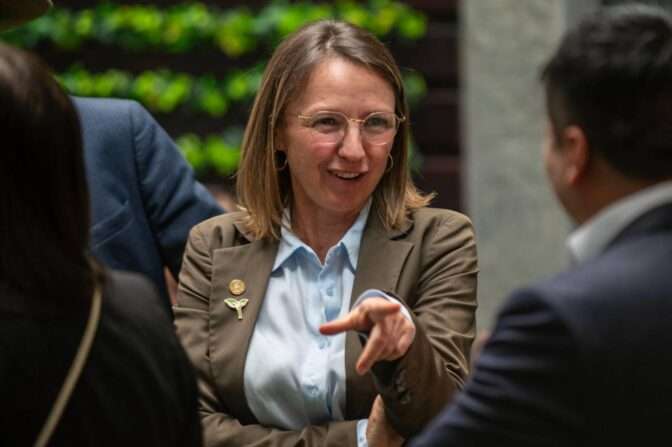 Ministra Orantes presenta plan para reorientar el desarrollo urbano hacia la sostenibilidad
