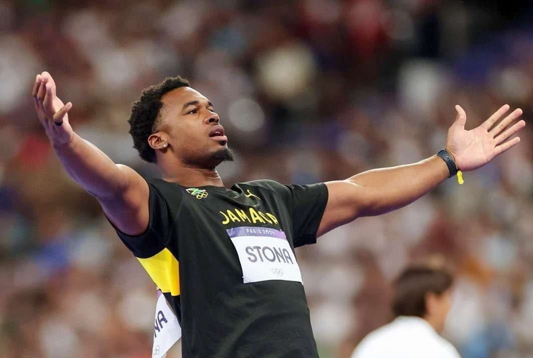 EN VIDEO | Stona arrebata oro en lanzamiento de disco a Alekna con nuevo récord