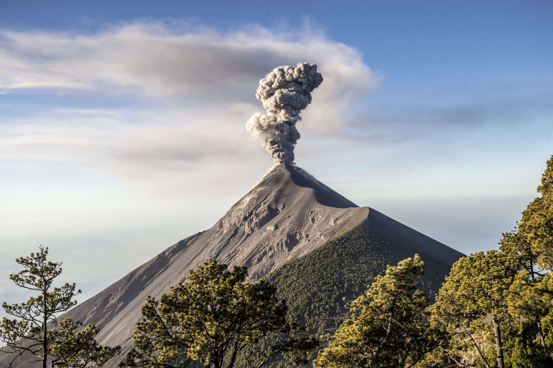 Inguat investiga muerte de turista en zona restringida del Volcán de Acatenango