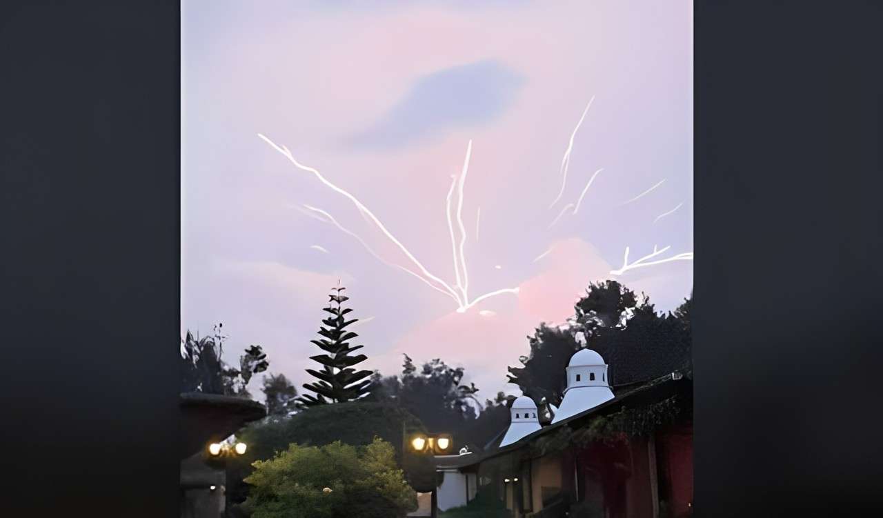 Graban impresionante tormenta eléctrica en Antigua Guatemala
