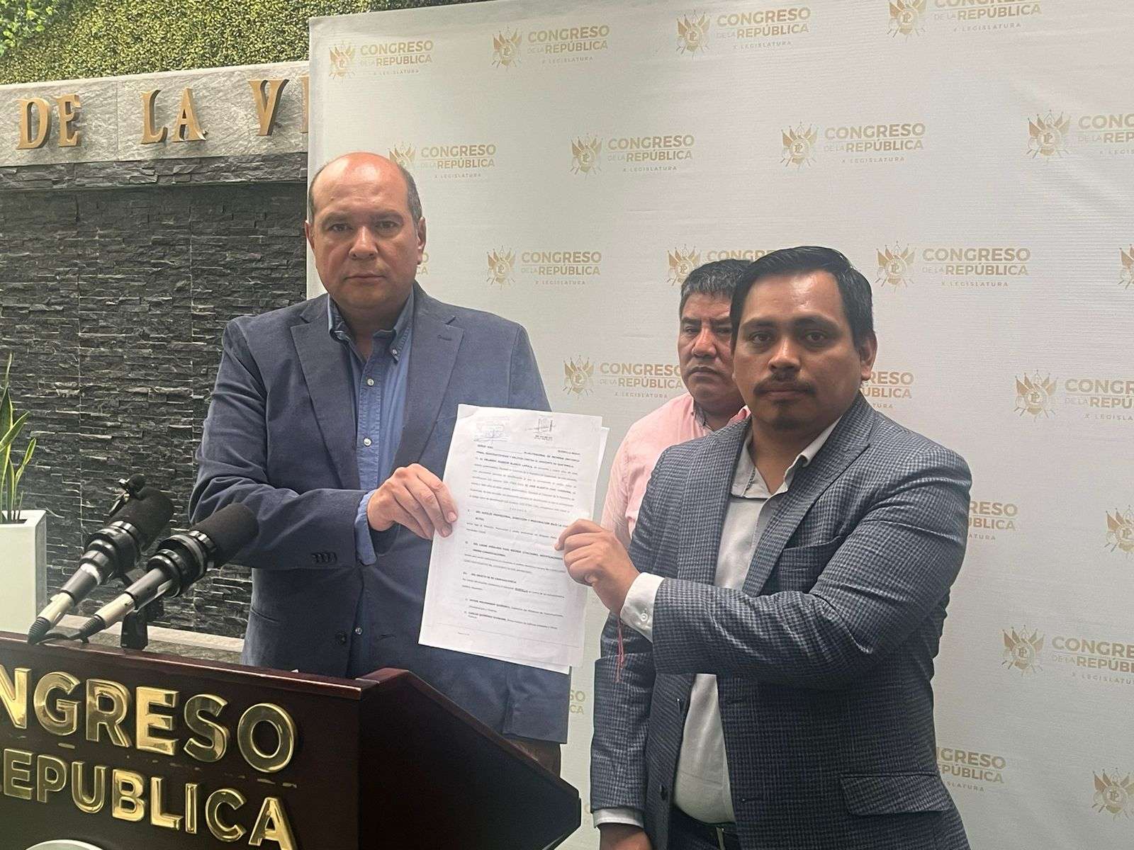 José Chic: "Esta es una querella más que va en contra de los exfuncionarios del Gobierno de Alejandro Giammattei"