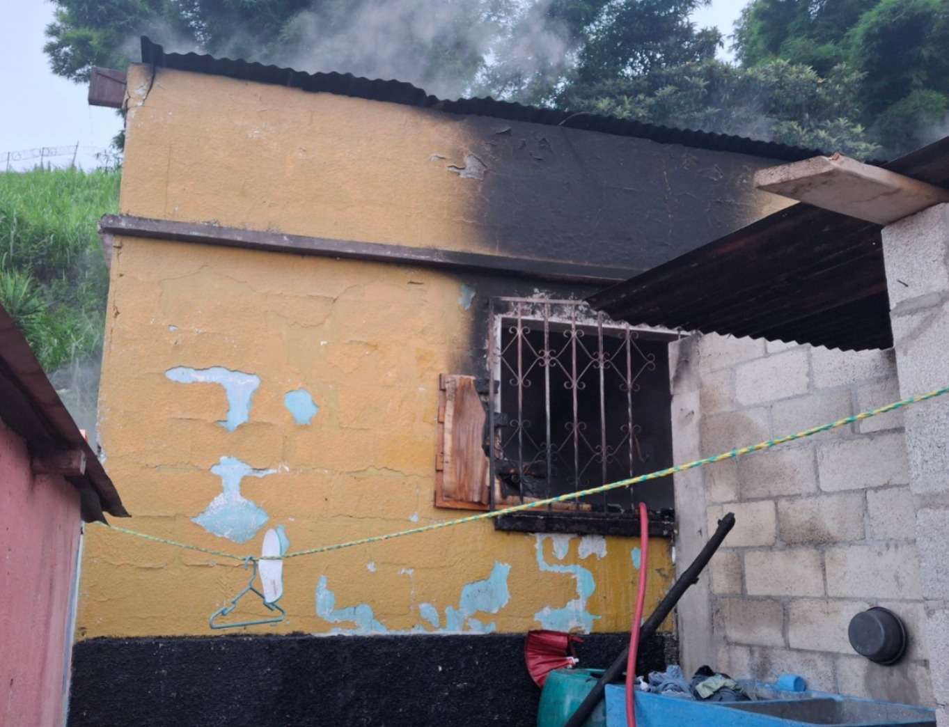 ÚLTIMA HORA | Incendio estructural en zona 13 deja daños materiales