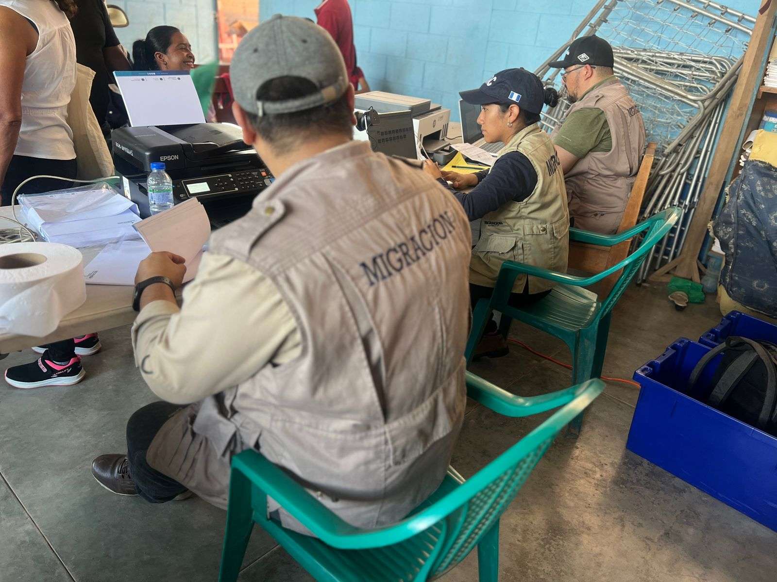 21 personas solicitan refugio durante operativo del IGM en Cuilco