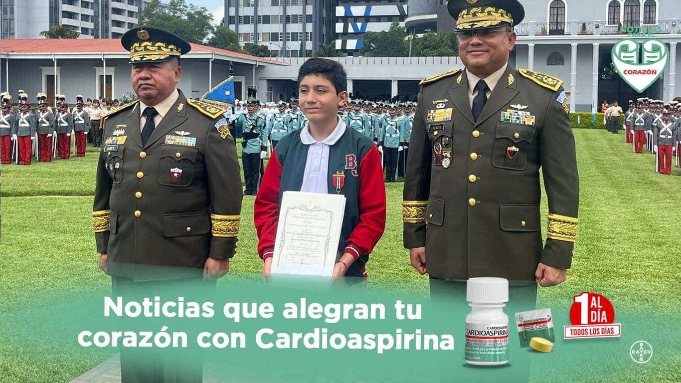 Ejército de Guatemala reconoce a Santiago Martínez por su éxito en las Olimpiadas de Matemáticas