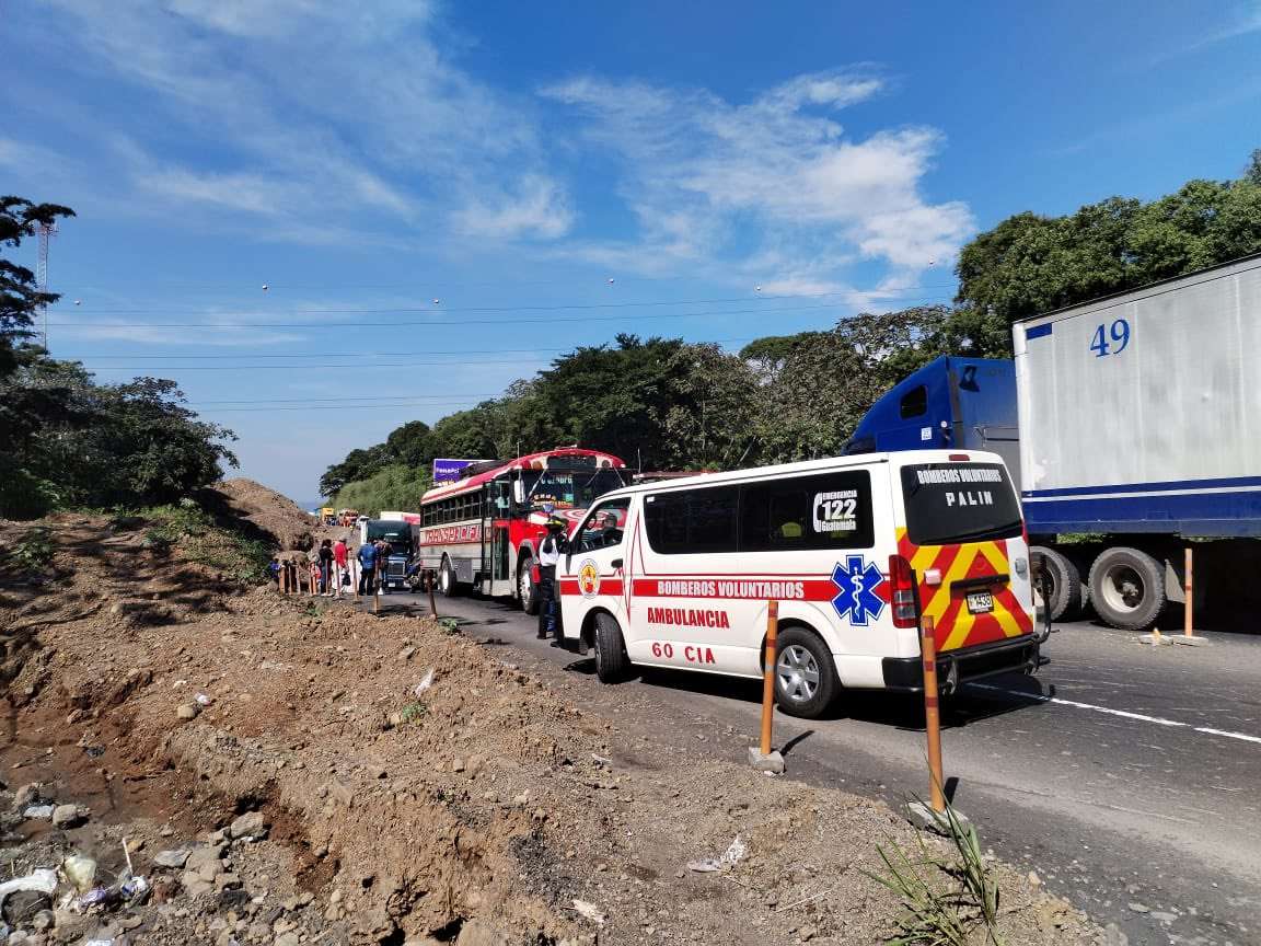 Ataque armado en bus de autopista Palín-Escuintla deja piloto herido