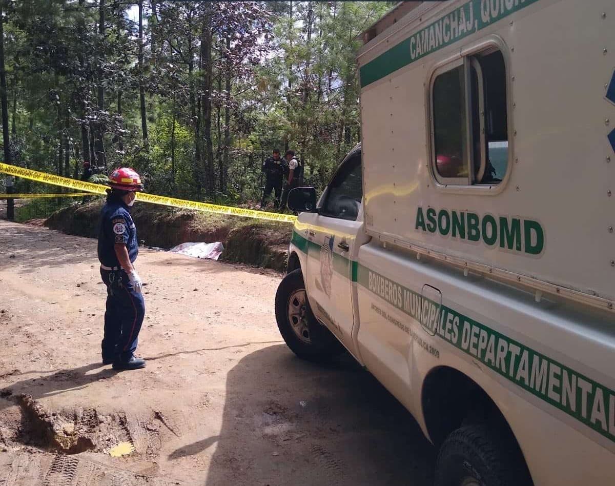 Hallan restos humanos en terracería de Chichicastenango