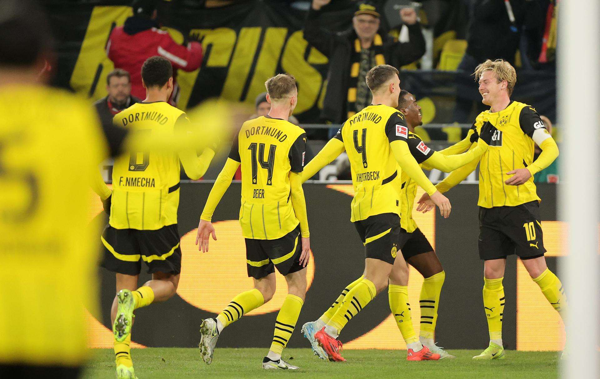 El Dortmund golea al Friburgo y recupera la sensaciones