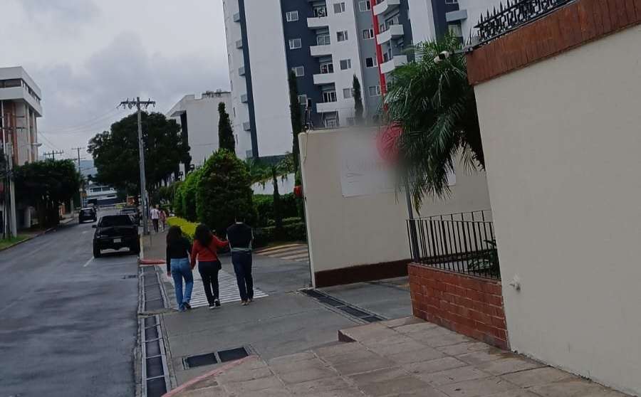 Allanamientos en zonas 14 y 15 incluyen vivienda de exministro Félix Alvarado
