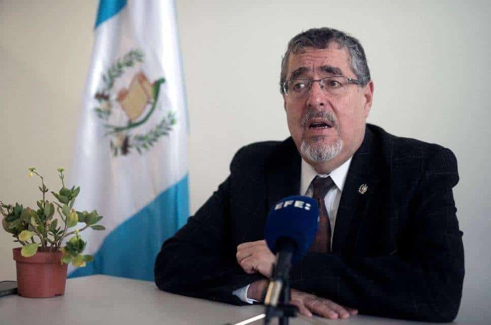 Arévalo: allanamiento en casa de exministro Alvarado fue con órdenes ilegítimas