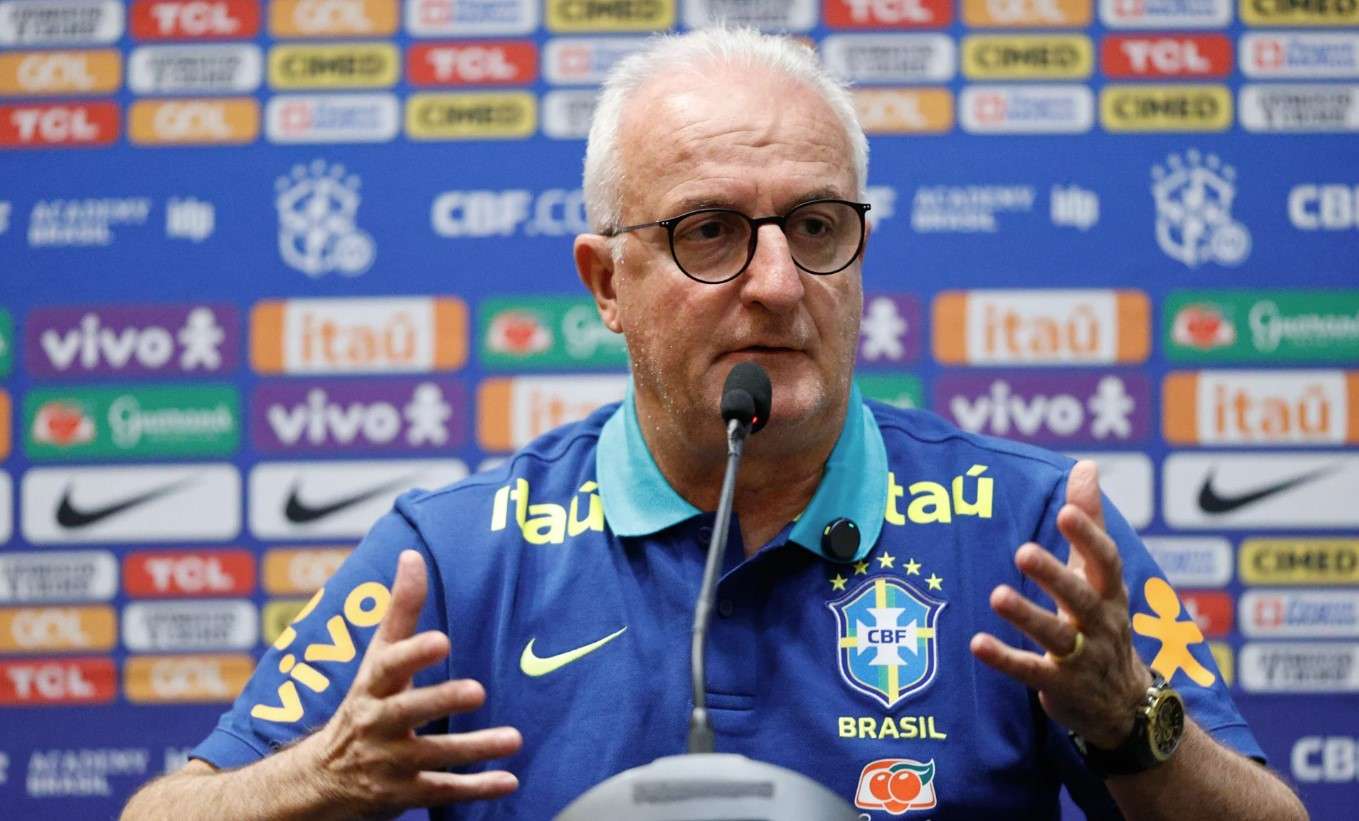 Entrenador de Brasil argumenta por qué Vinícius merecía el Balón de Oro