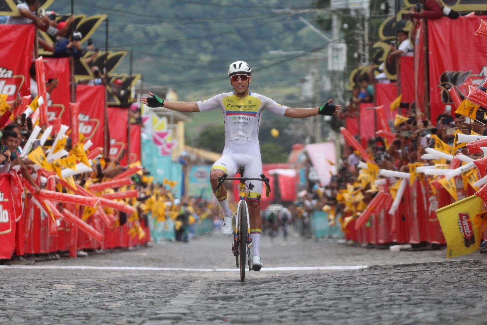 Alejandro Osorio gana la última etapa en La Antigua Guatemala