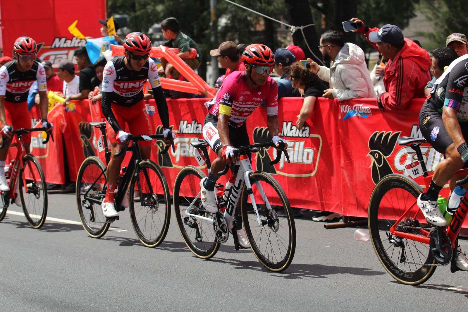 Mardoqueo Vásquez recupera fuerzas y sigue a segundos del líder general