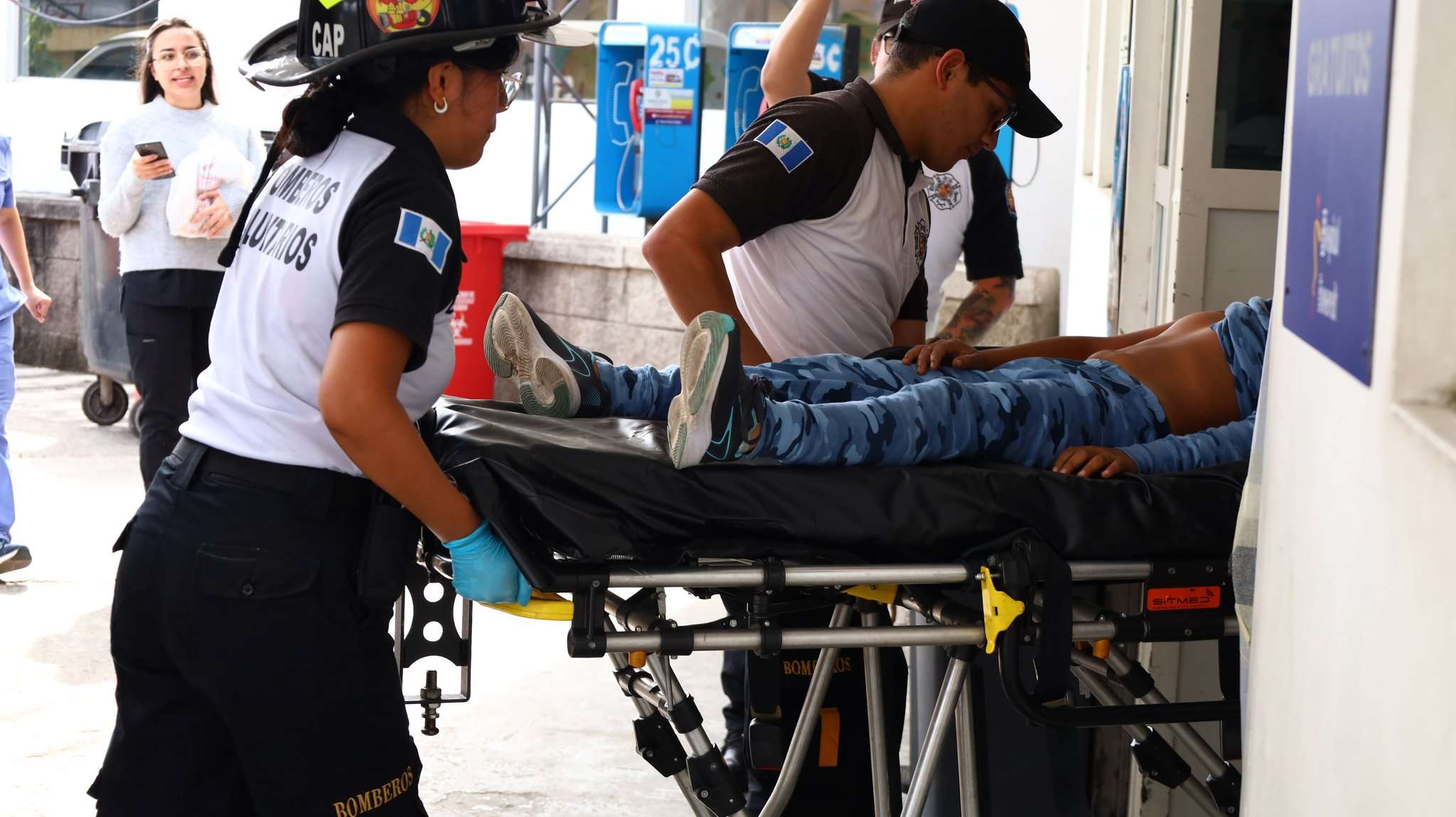 Niño sufre quemaduras por juegos pirotécnicos en Villa Canales