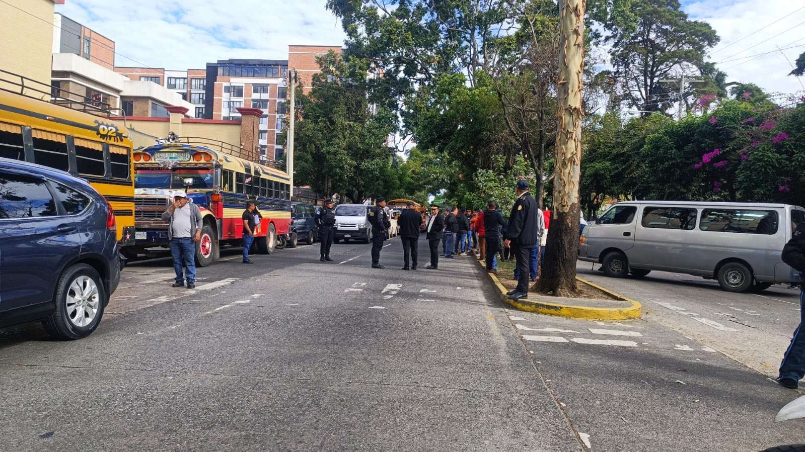 Manifestación causa congestionamiento vial en zona 9