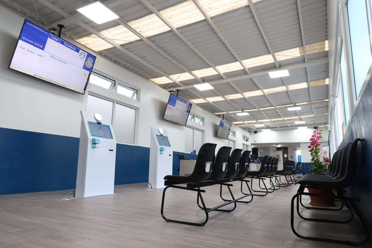 IGSS cierra consultas externas este lunes por ampliación de asueto