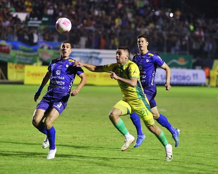 Serie queda abierta con empate de Cobán en Huehuetenango