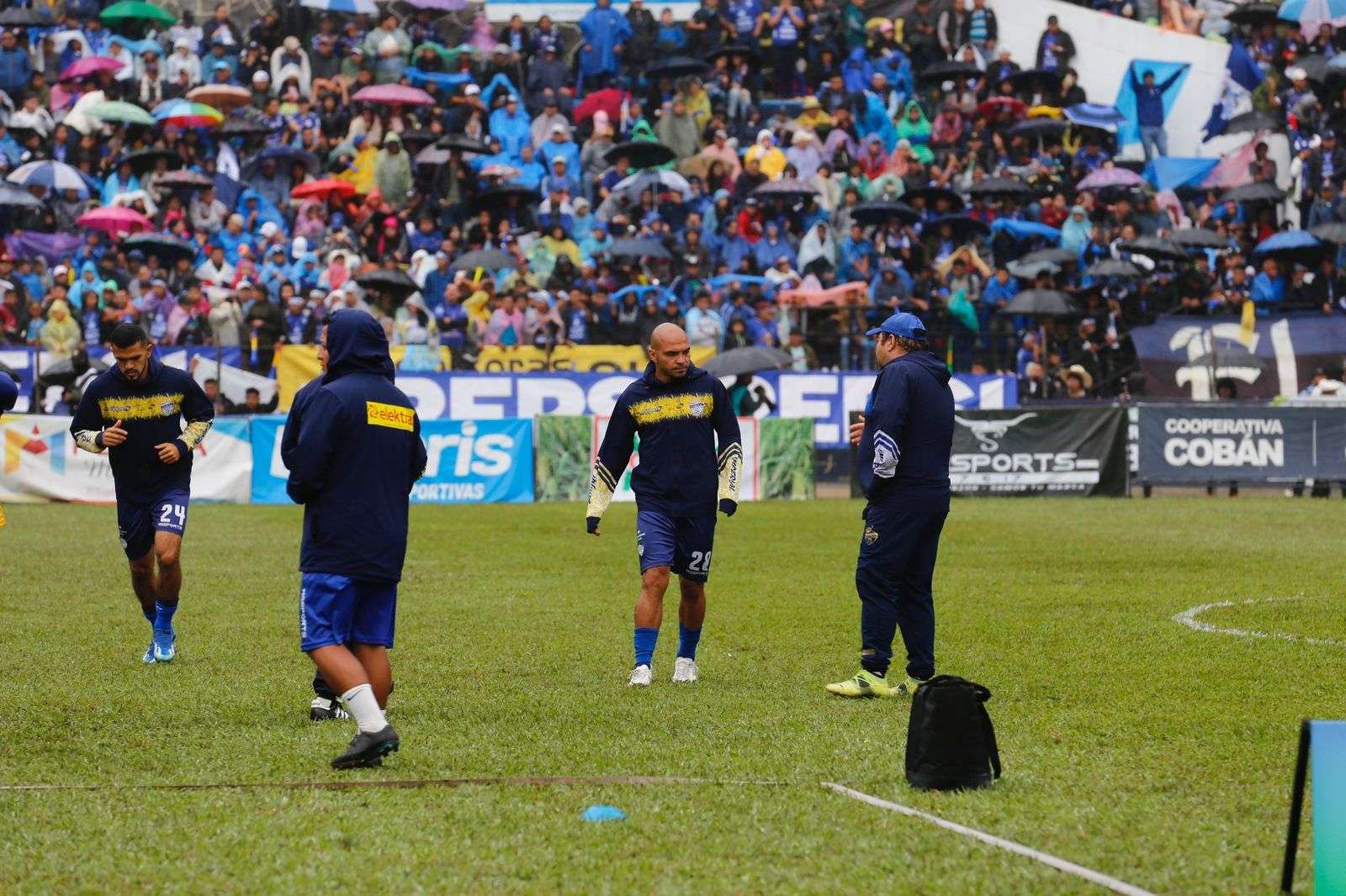 EN VIVO | Sigue el minuto a minuto del juego Cobán Imperial vs Xelajú MC