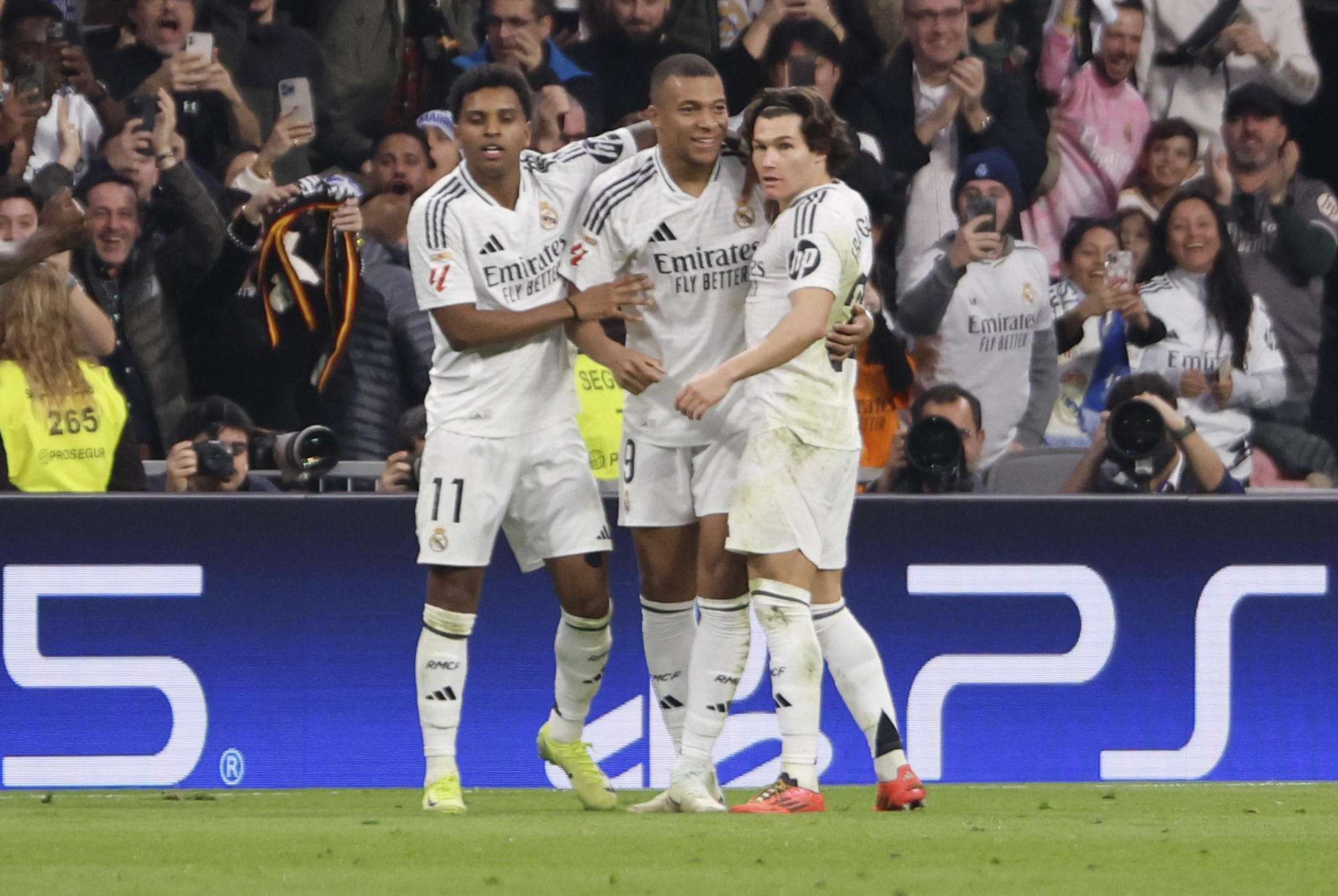 El Madrid hace las maletas: salida clave en Champions, un nuevo título y pulso por la Liga