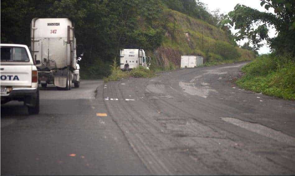 “No es para jugar” Diputado Aguirre exige avances reales en tramos carreteros pendientes