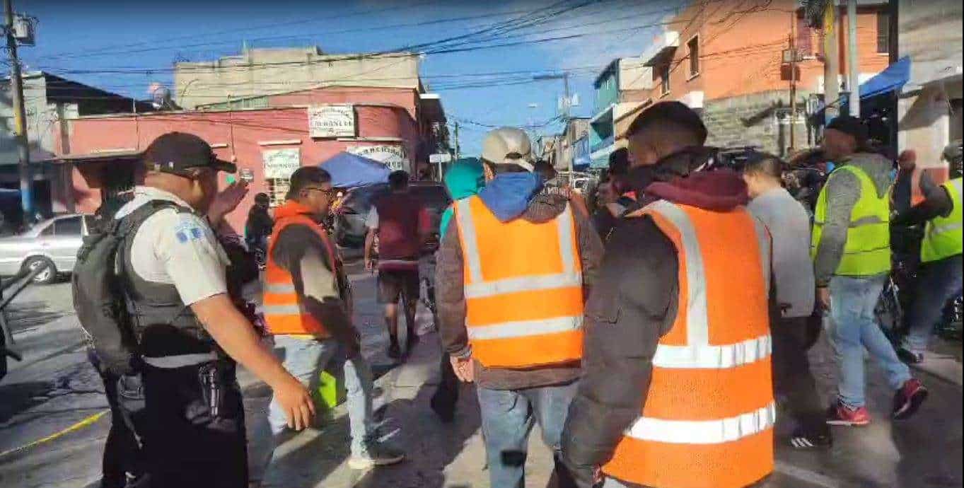 “No podemos seguir así” Mototaxistas exigen habilitar las calles en zona 3