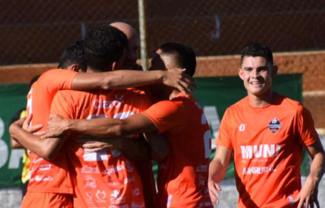 El campeón Xelajú cae en su visita a Achuapa