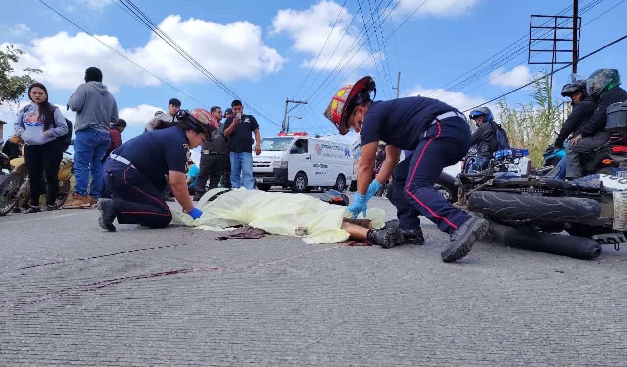 EN FOTOS | Tránsito detenido por accidente en kilómetro 22, ruta a Ciudad Quetzal