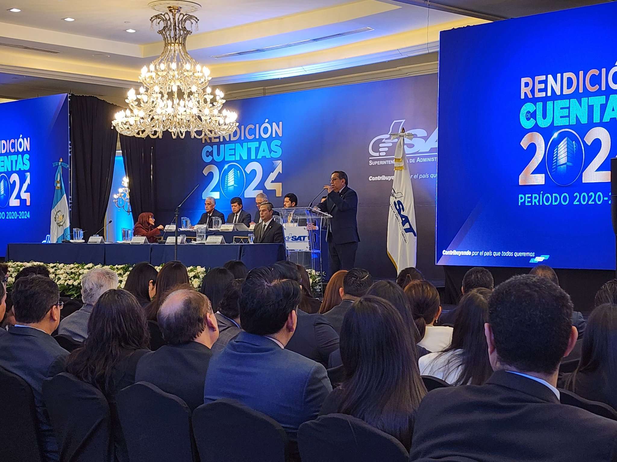 SAT alcanza metas fiscales con un superávit millonario ¿Qué viene para 2025?