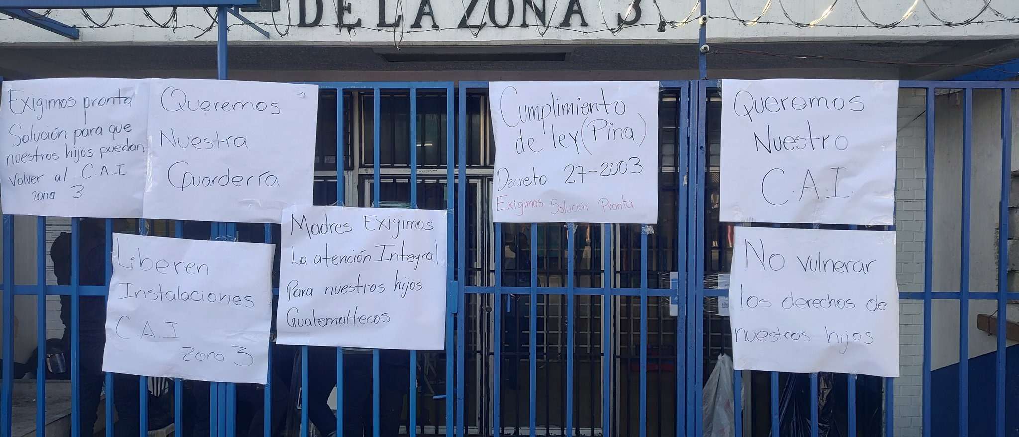 ¿Por qué padres de familia realizan protesta en zona 3 y qué tiene que ver la secta Lev Tahor?