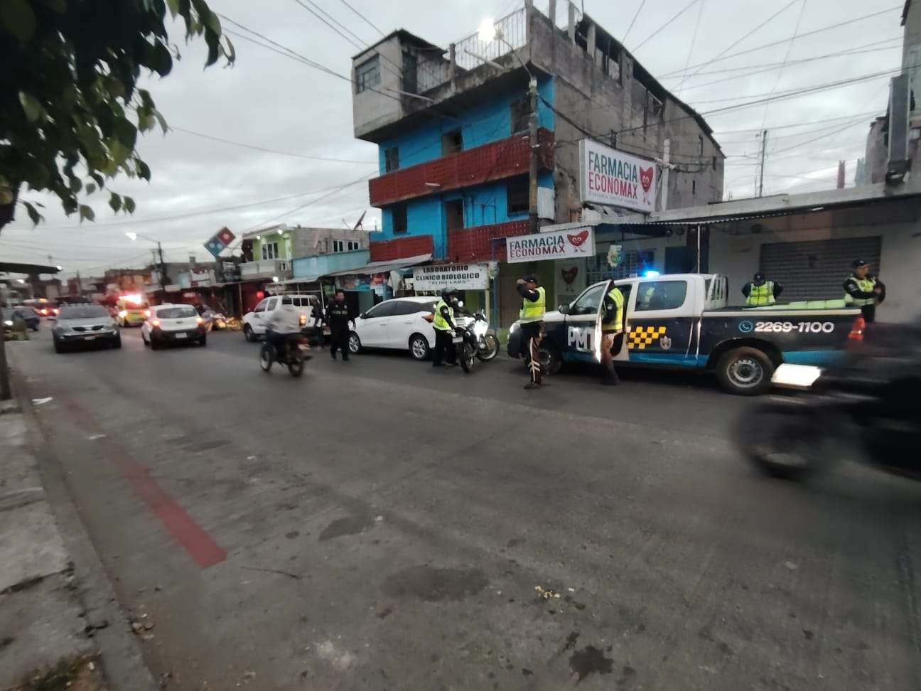 Más de 70 taxis ilegales identificados en nuevo operativo de seguridad