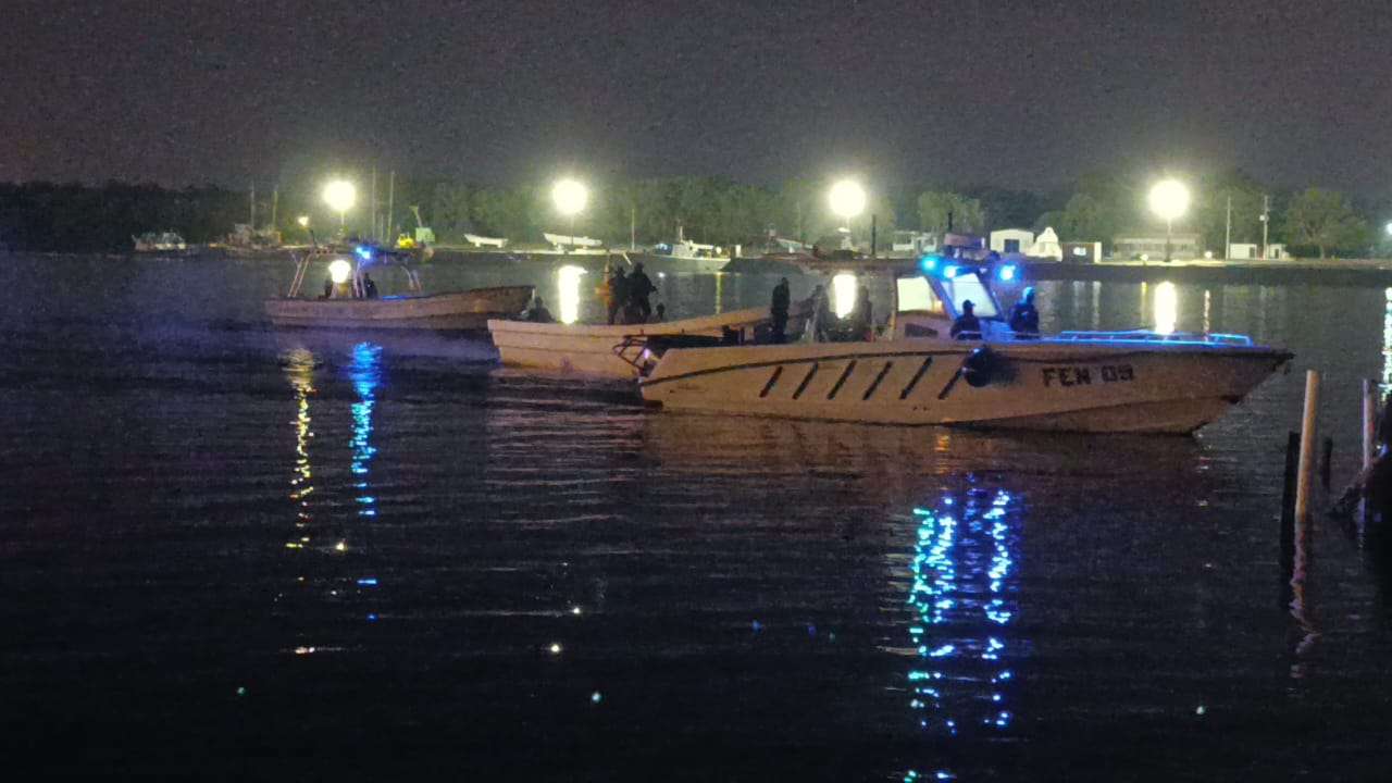 Interceptan embarcación con posibles ilícitos en el océano Pacífico