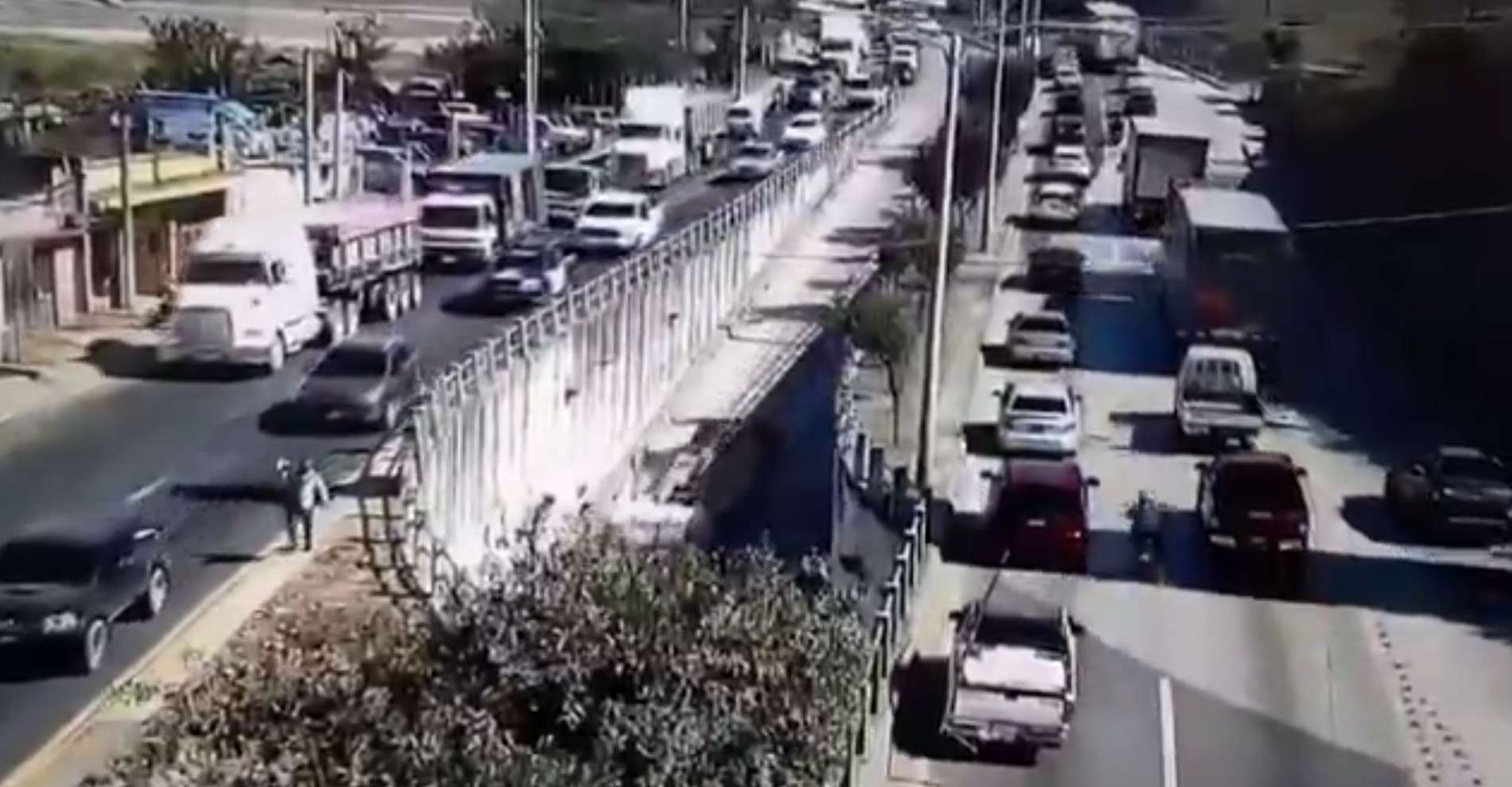 ¿Tráfico complicado en Puente El Incienso? Estas son las vías alternas para movilizarte