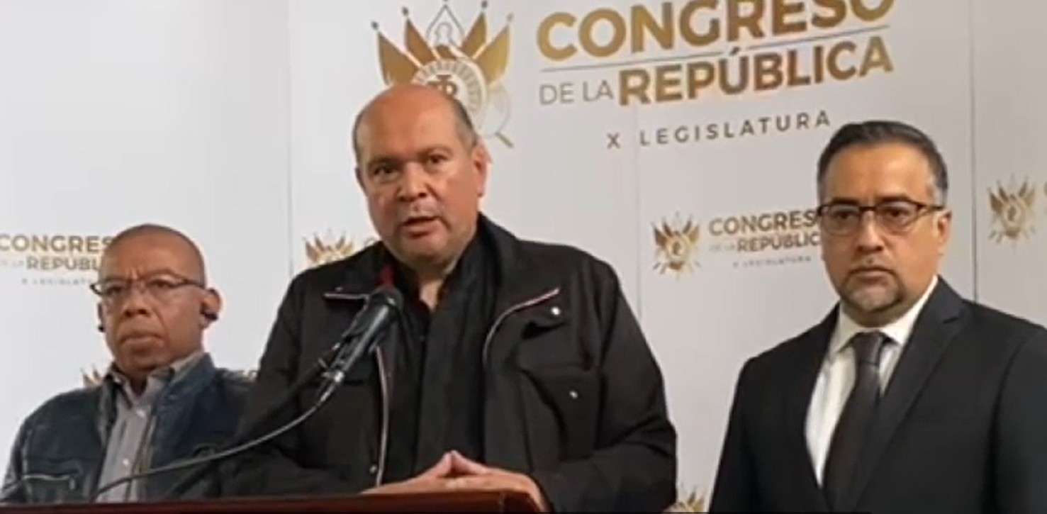 ¿Fin de mes, fin de la transparencia? Diputados de VOS rechazan aumento salarial