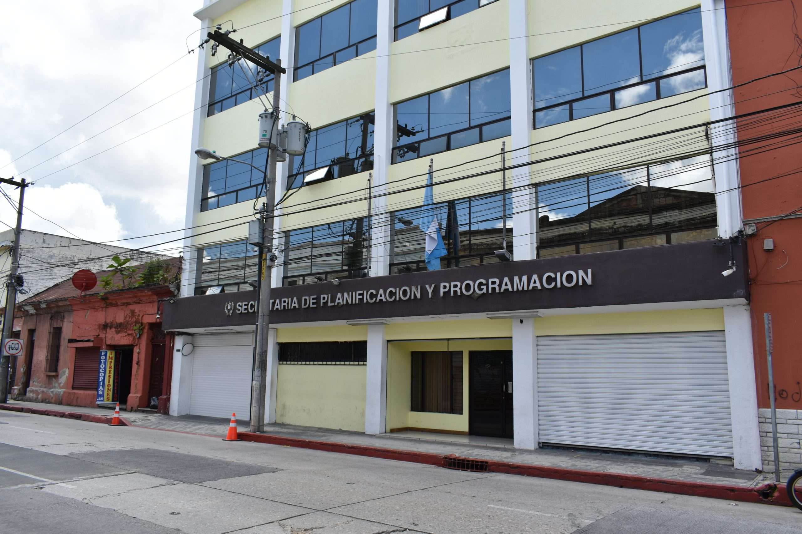 ¿Eres joven y buscas una beca? Conoce el Fondo Nacional que revolucionará tu futuro académico