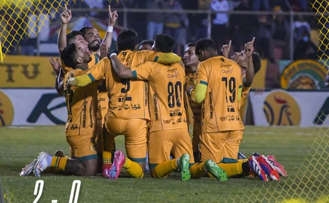 Marquense vence a Cobán y confirma su liderato