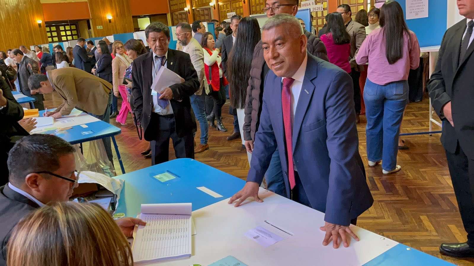 ‘Se vienen sorpresas’: Rafael Curruchiche critica a medios y hace polémicas revelaciones al votar en el CANG