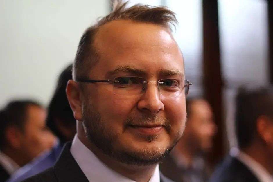 Exdiputado es condenado a 18 años de prisión por conspiración de tráfico de drogas