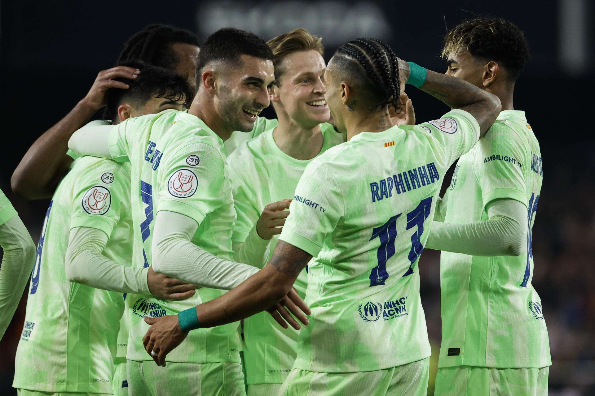 El Barcelona aniquila a un pésimo Valencia de la Copa y pasa a semifinales