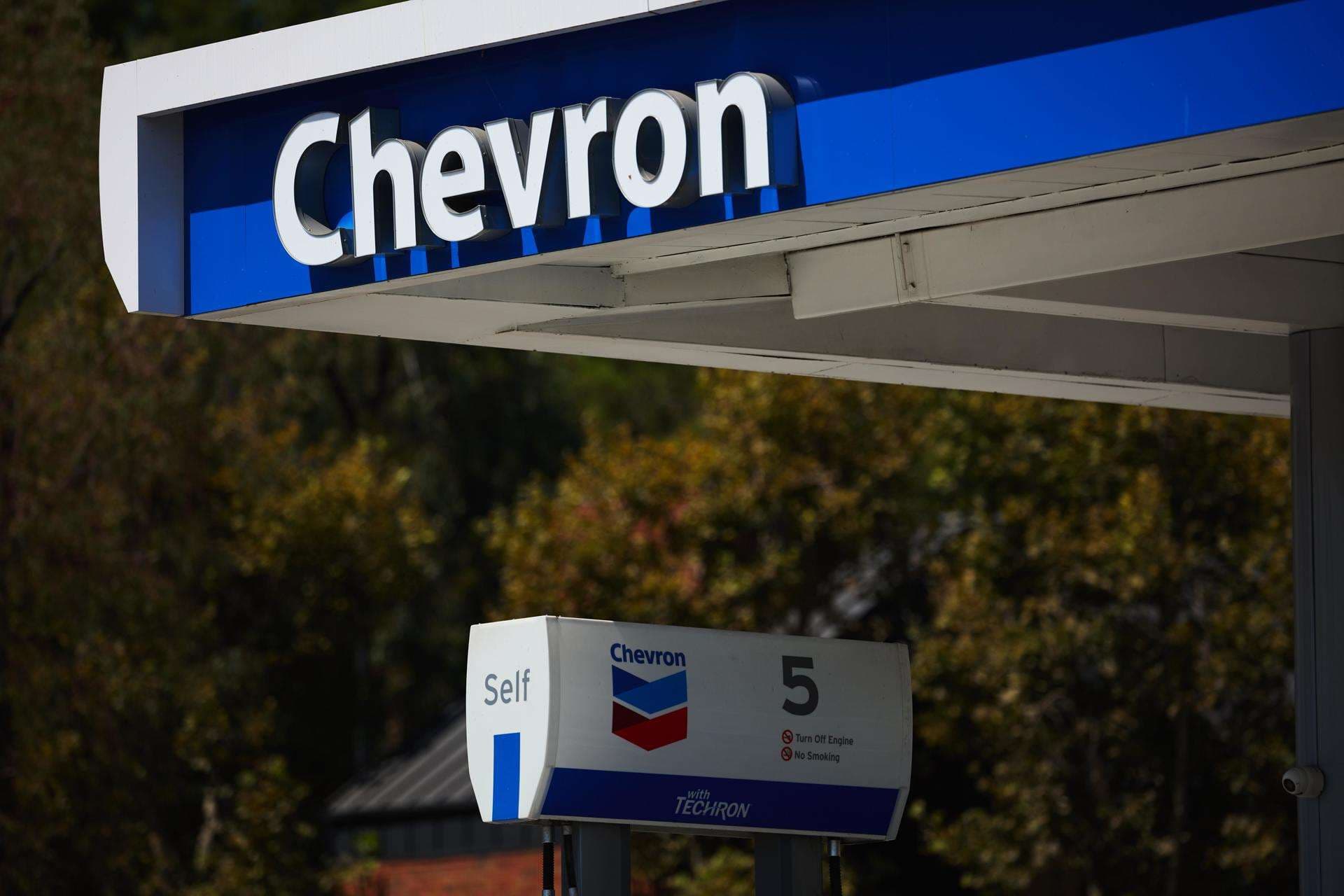 EE.UU. pone fin a la licencia de Chevron en Venezuela y le da un mes para salir del país suramericano