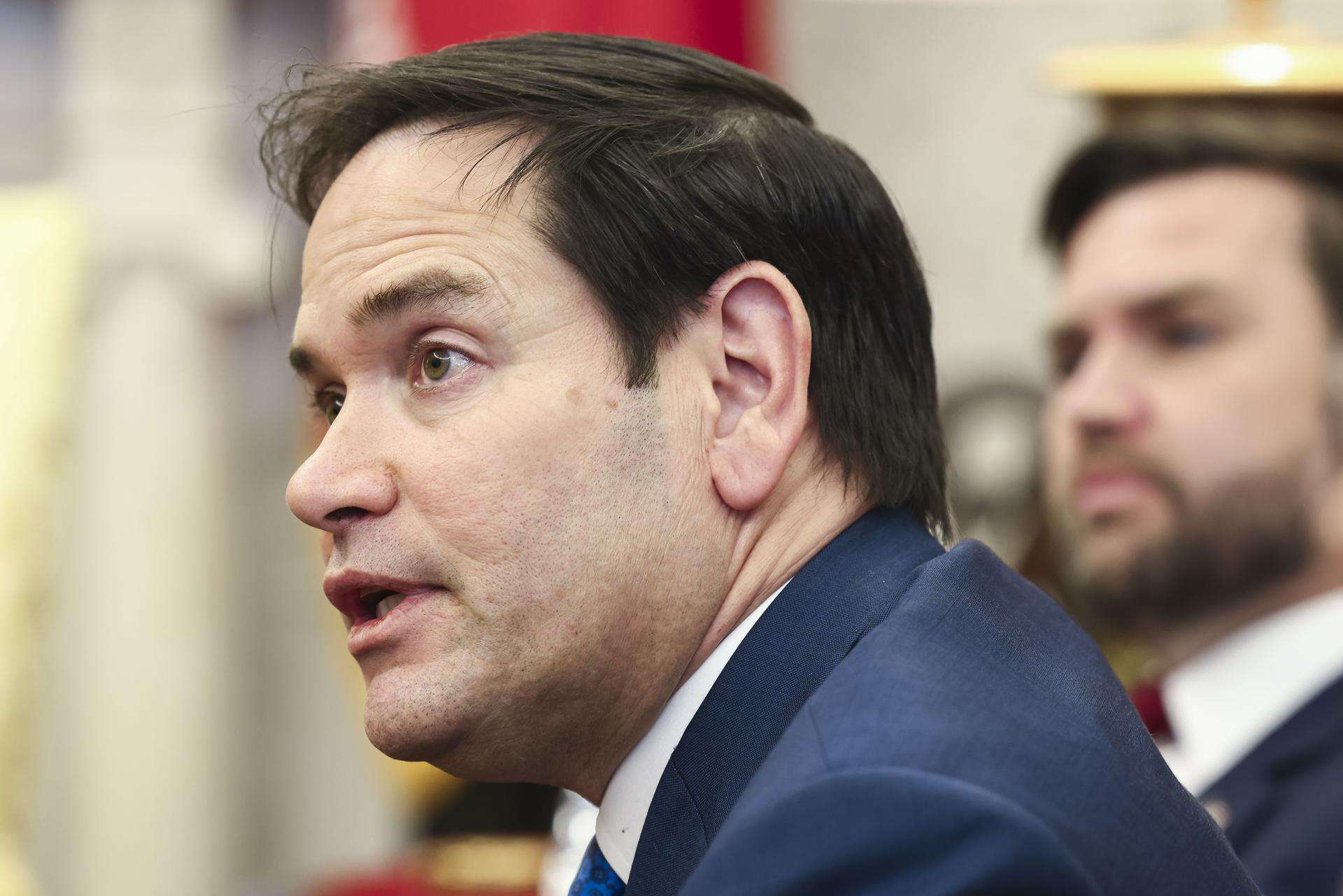 Cuba acusa a Marco Rubio de promover la migración ilegal en lugar de combatirla