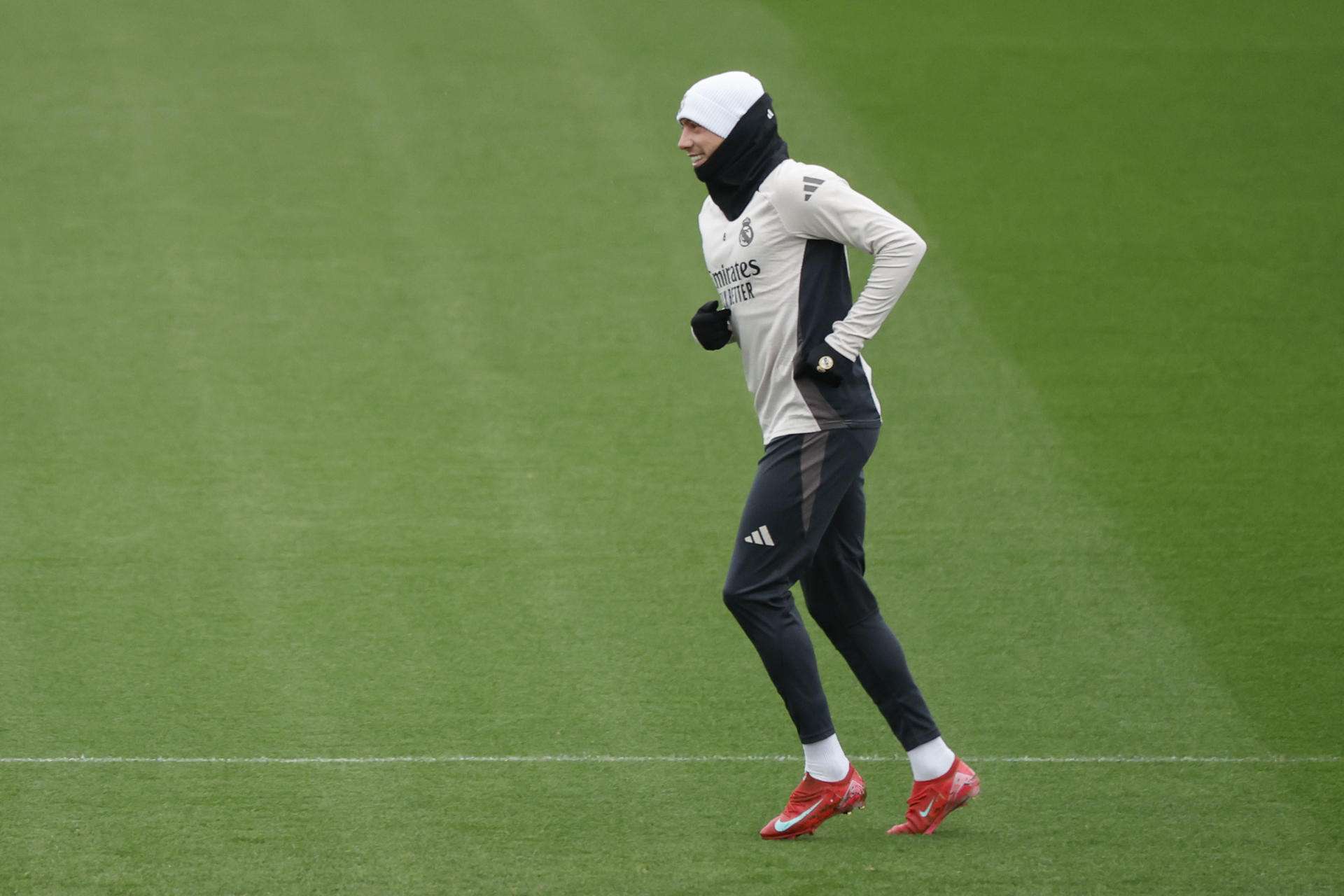 Valverde toma ritmo en la vuelta a los entrenamientos del Real Madrid